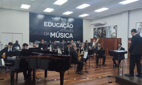 Big Band do Projeto Música nas Escolas apresenta concerto gospel em Barra Mansa